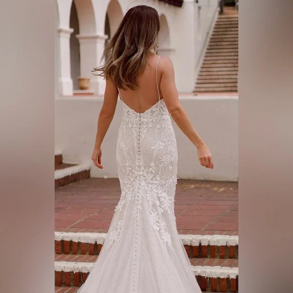 Essense of Australia D3372 - Picture 6 of 6